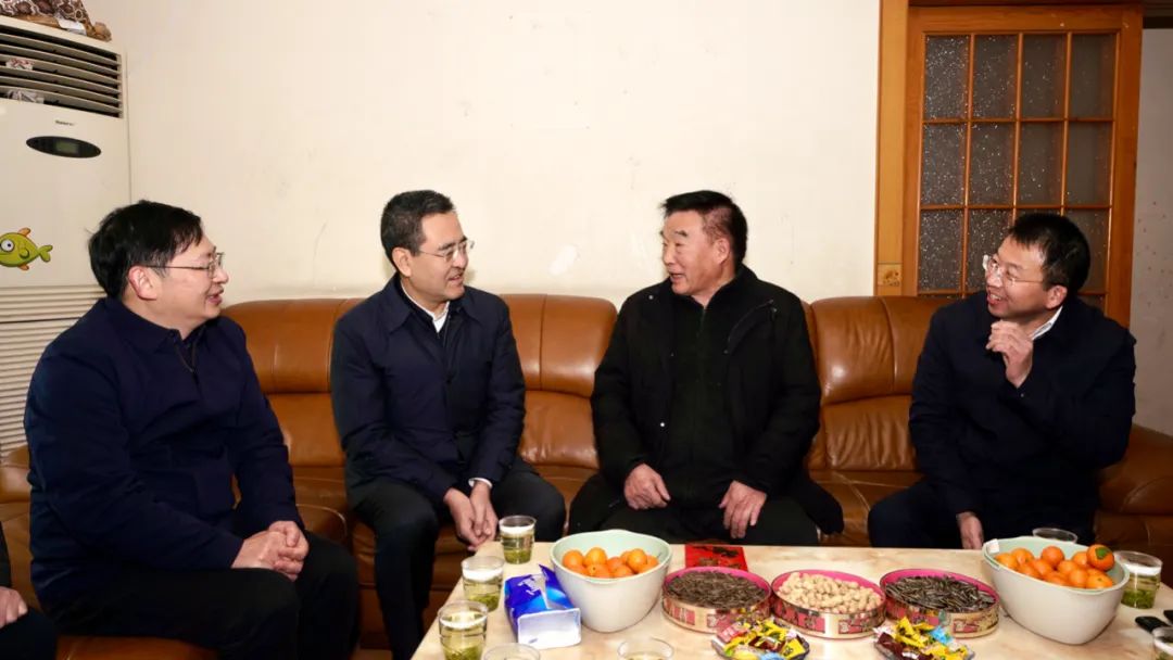 32dc080c-b943-4c3b-b57f-5be6d46e3a55