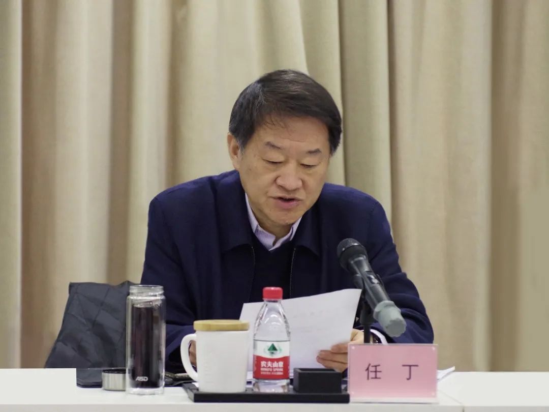 e147b70c-4204-4738-86b7-e7c56ee485f8