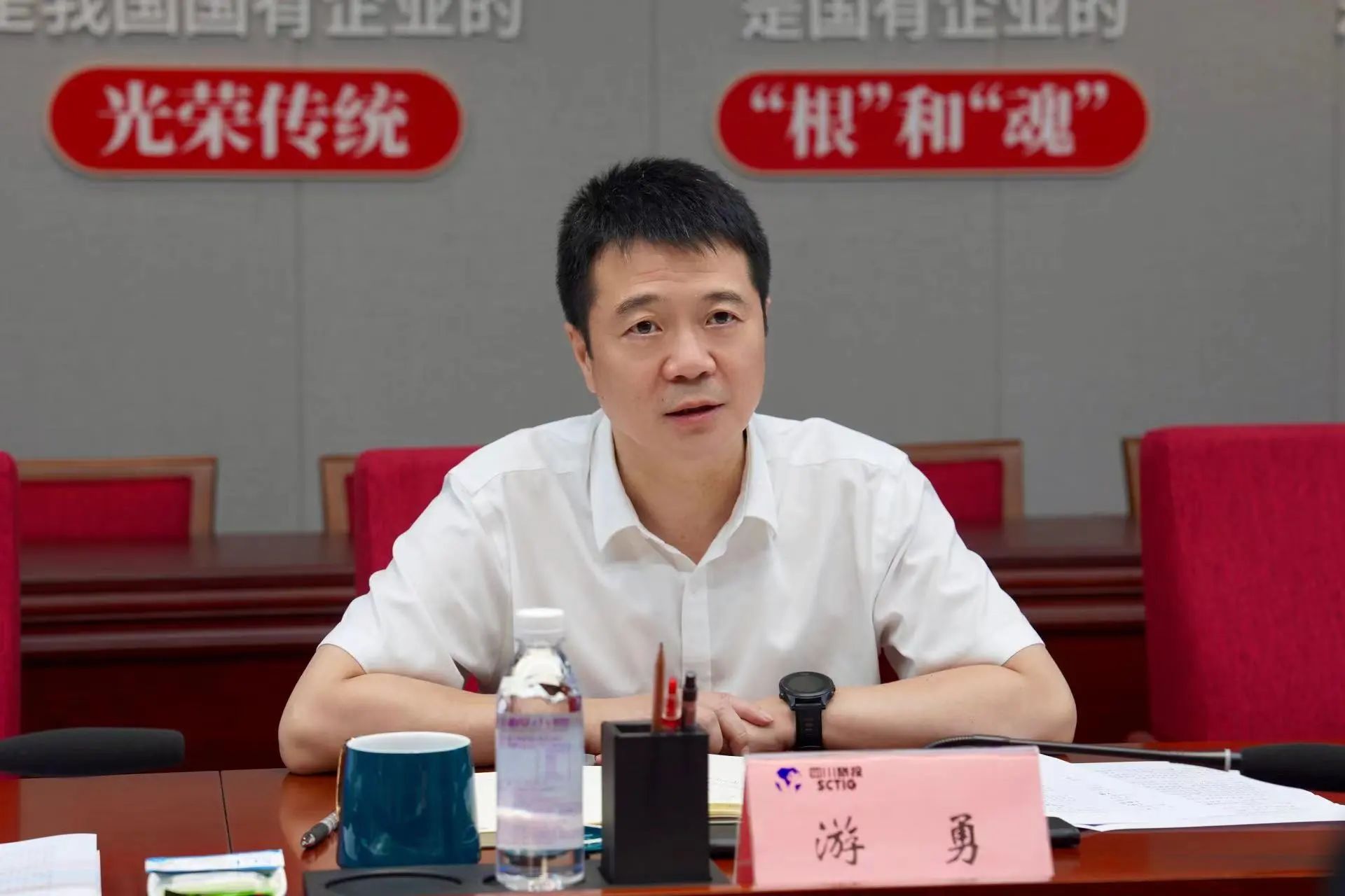 0dc2d87e-acf6-4e93-84bb-59c1d52d385a